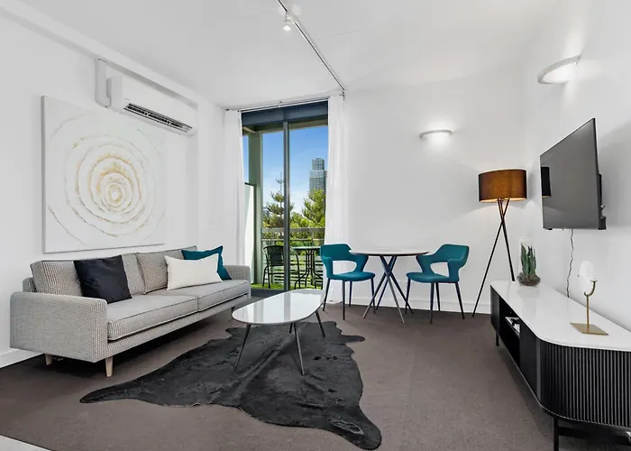 Docklands Private Collection - City Harbour Apartments